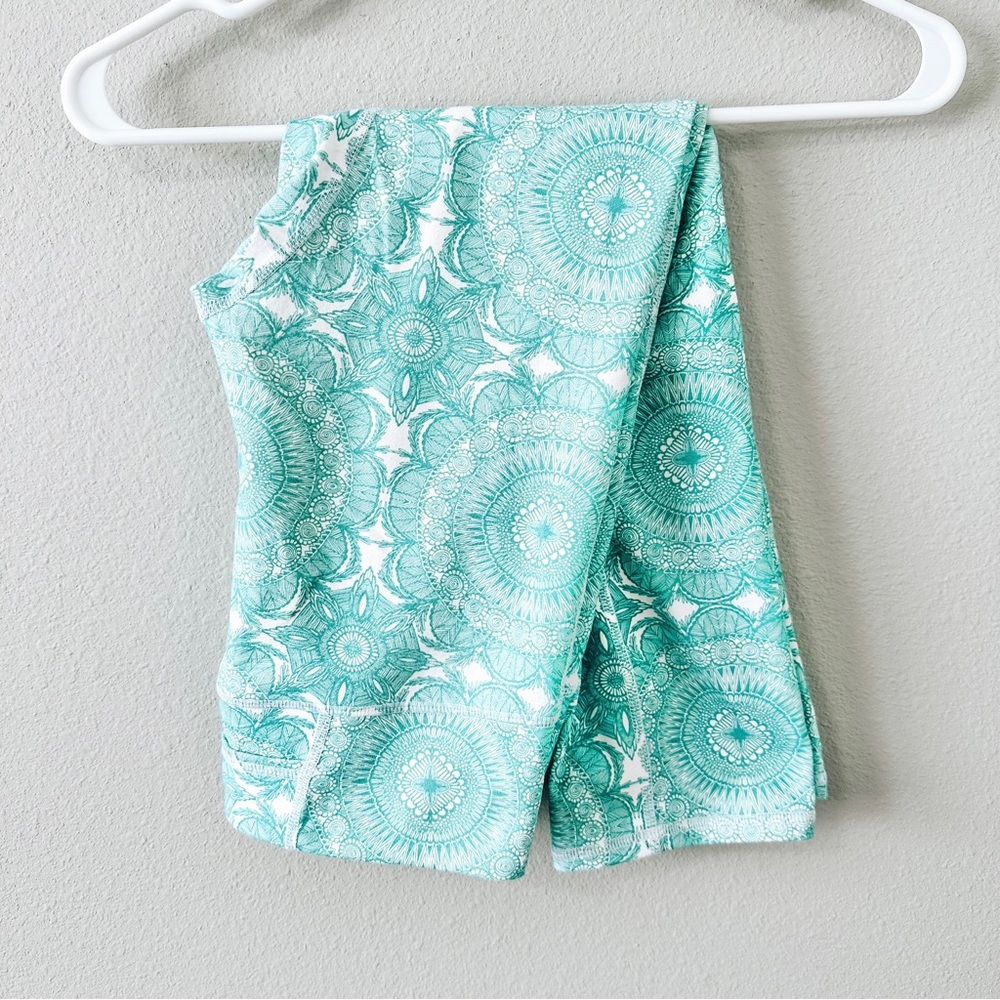 O’Neill Blue/Mint/Teal Calf Length Leggings Size Medium